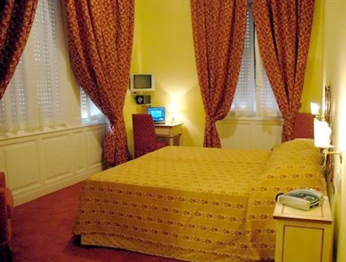 Hotel Il Giardino Di Albaro Genova 3*,  Italia