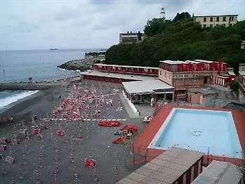 Hotel Il Giardino Di Albaro Genova 3*,
